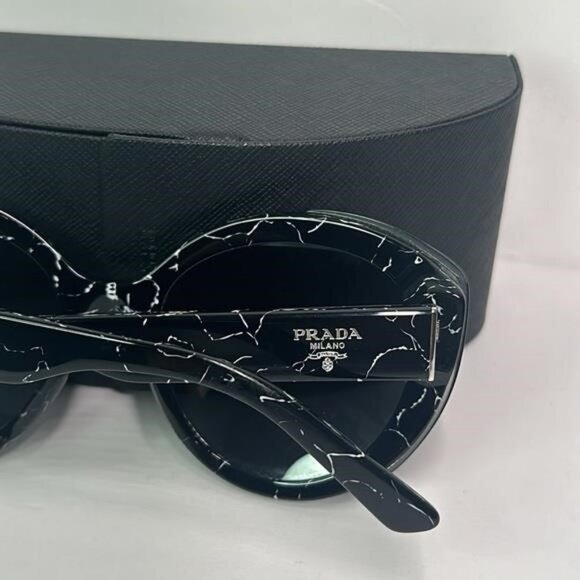 New Authentic- PRADA Dark Grey Cat Eye Ladies Sunglasses PR 01YS 09V5S0 54 - Picture 2 of 16